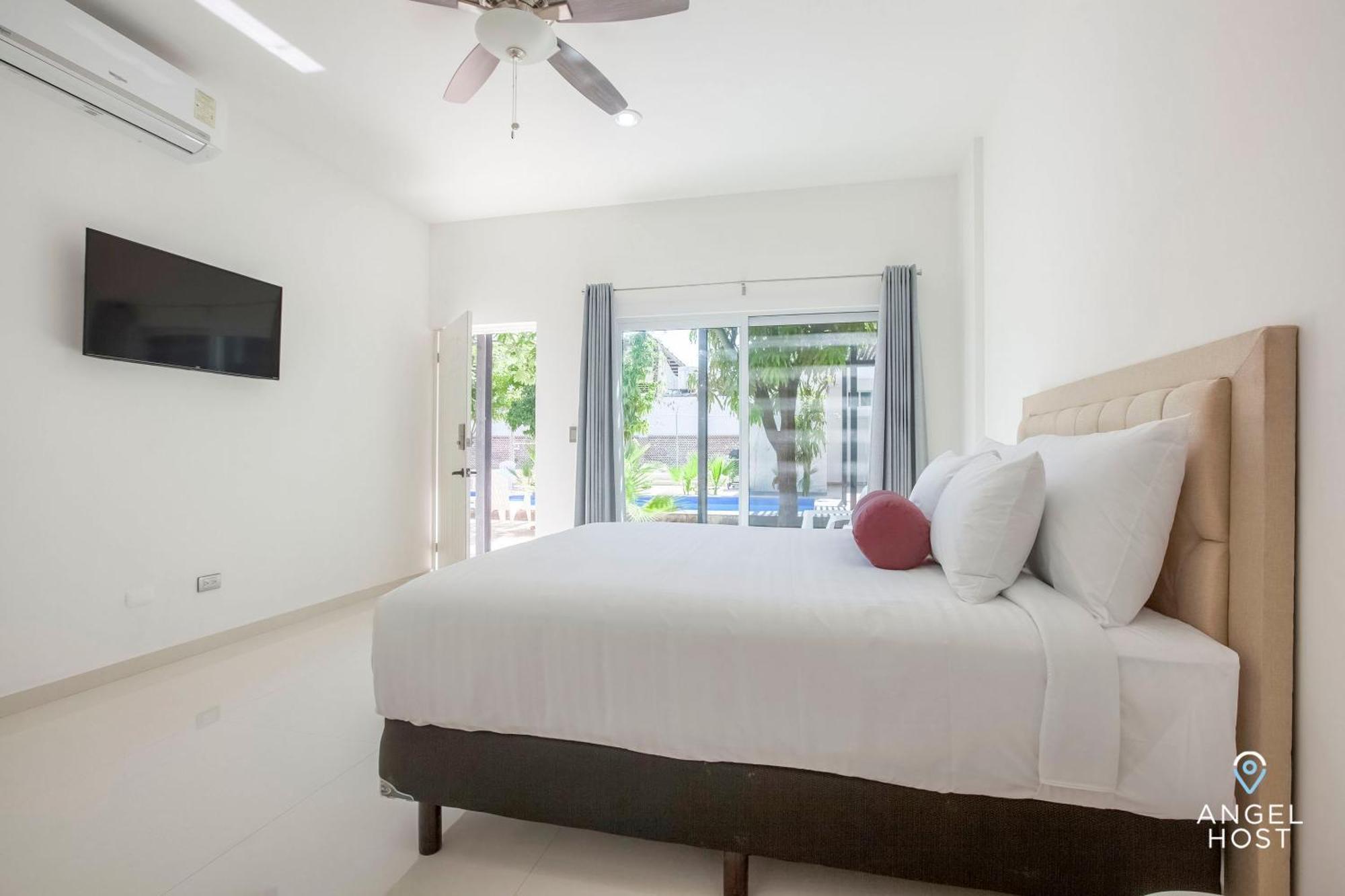 Cozy Stay With Pool Bbq Steps From Hotspots La Paz Exterior photo